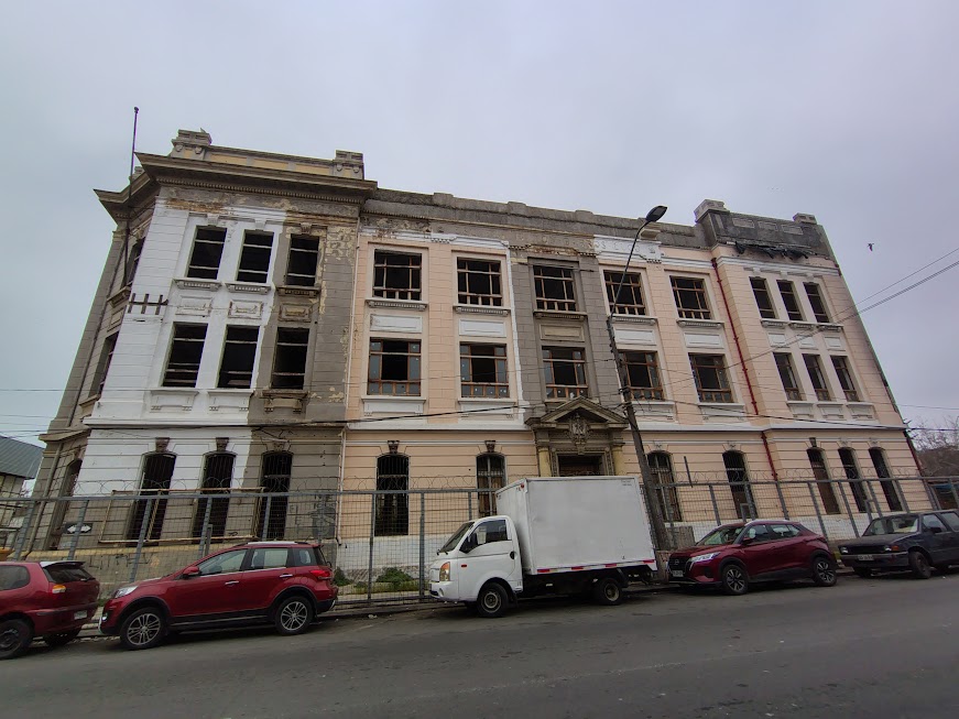 Escuela Ramón Barros Luco: una Escuela Palacio para Valparaíso